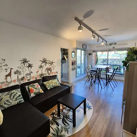 A Proximite, 6 Couchages, A Pied Confort, Wifi, Jardin Apartment Saint-Elme